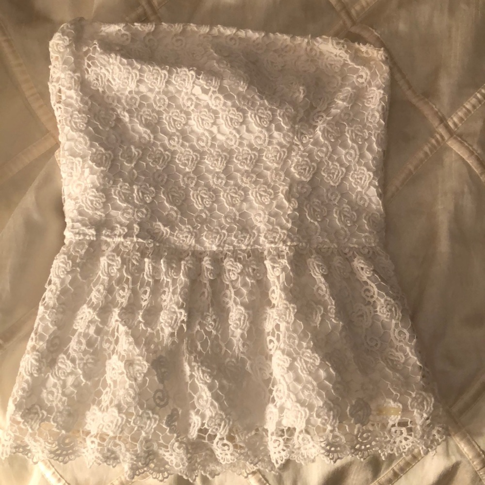 Gilly hicks strapless peplum tank